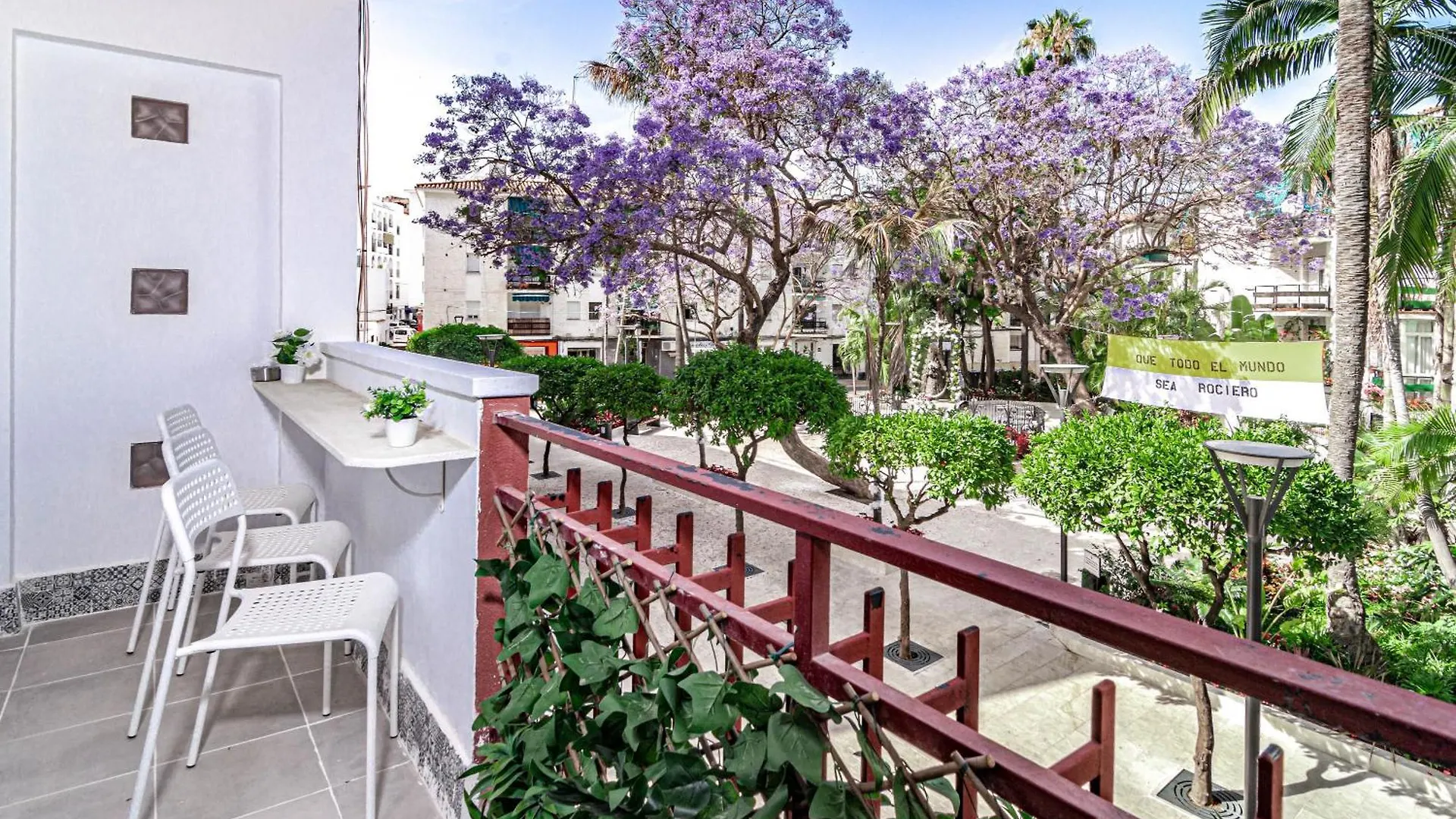 Terr69- Bright City Gem In Charming Old Town Estepona