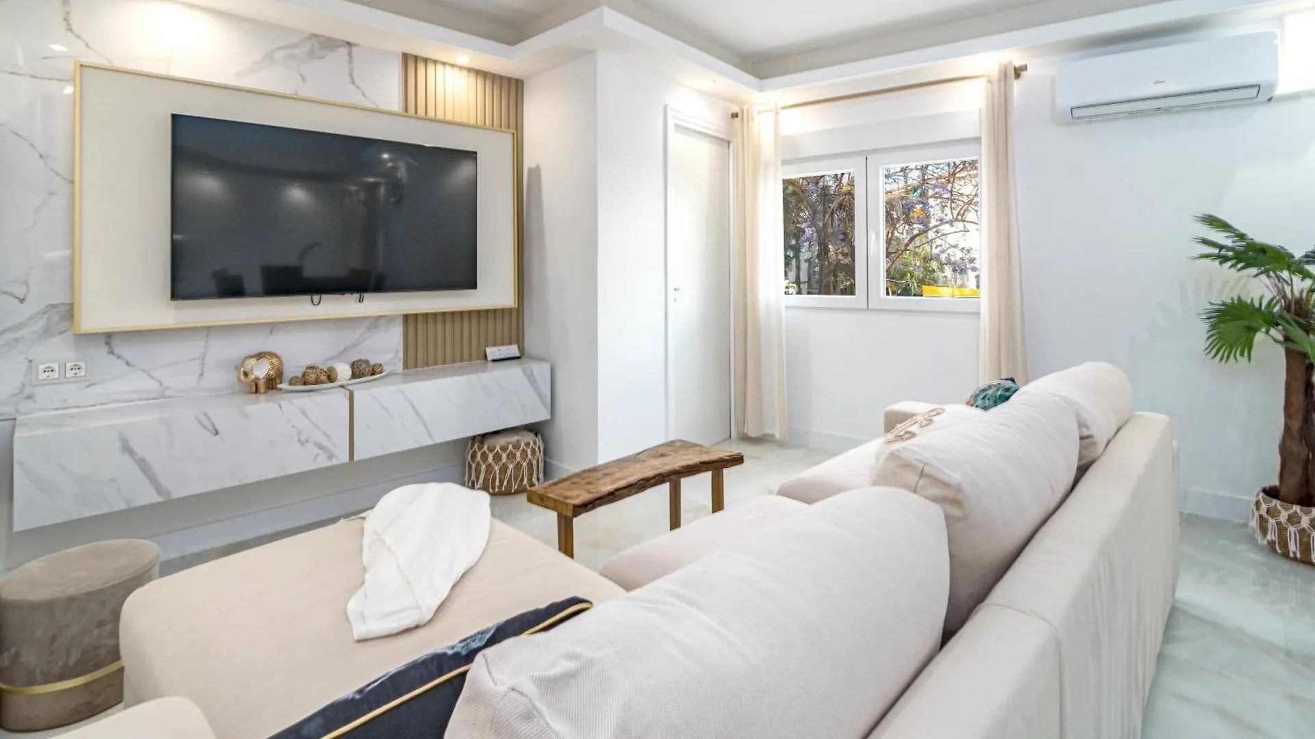 Terr69- Bright City Gem In Charming Old Town Estepona Spain